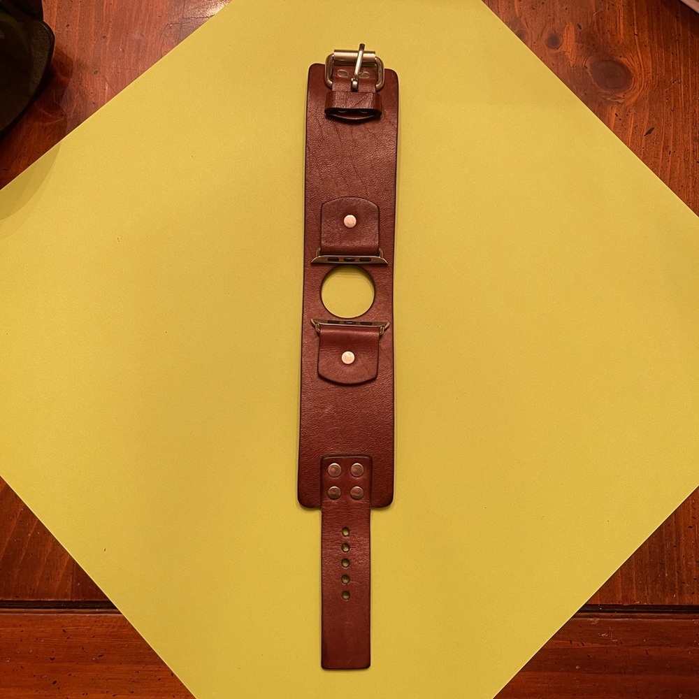 Leather Apple Watch band 44 mm